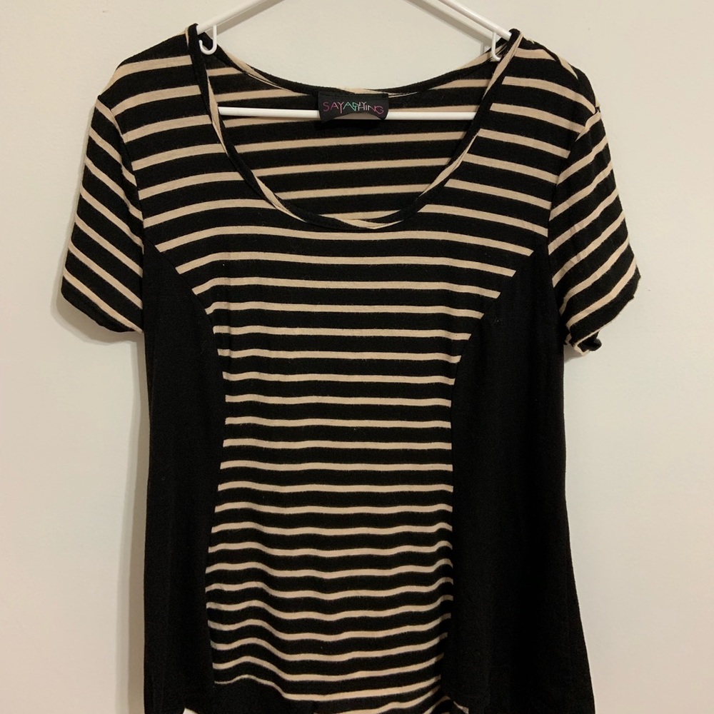 !!GENTLY WORN HOURGLASS SHAPE BLOUSE!!